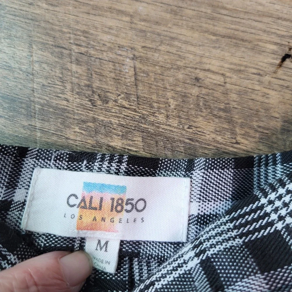 Cali 1850 Los Angeles Plaid Pleated Mini Skirt Black White Schoolgirl Womens M